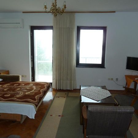 Apartment Nada 1 Jadranovo Zewnętrze zdjęcie