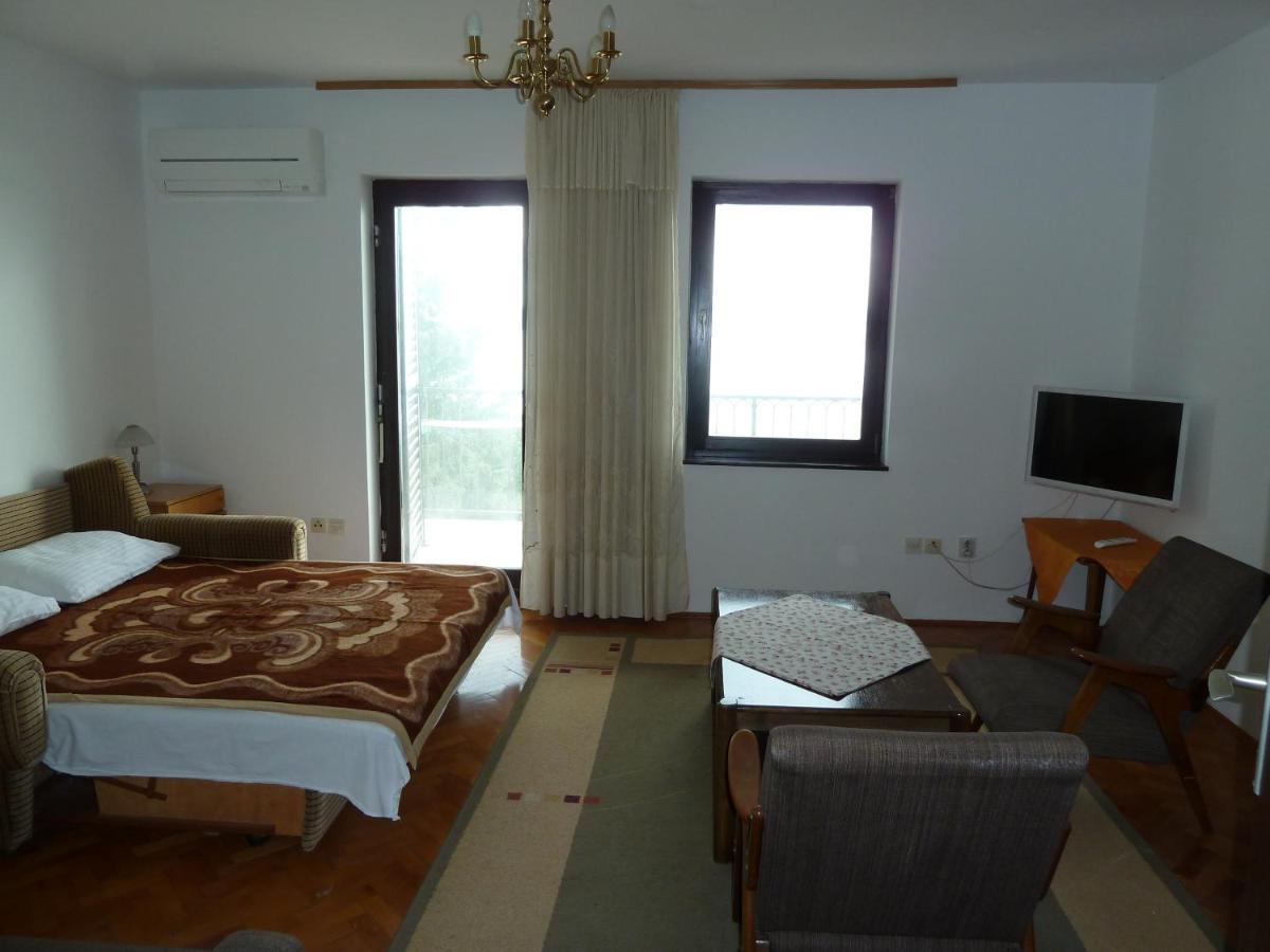 Apartment Nada 1 Jadranovo Zewnętrze zdjęcie